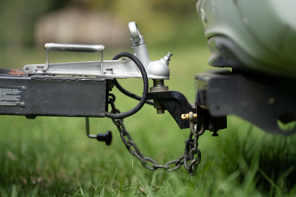 Car with towbar