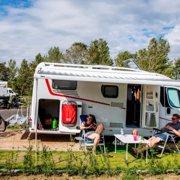 From Comfort to Convenience: How the Right Caravan Features Can Enhance Your Camping Experience image